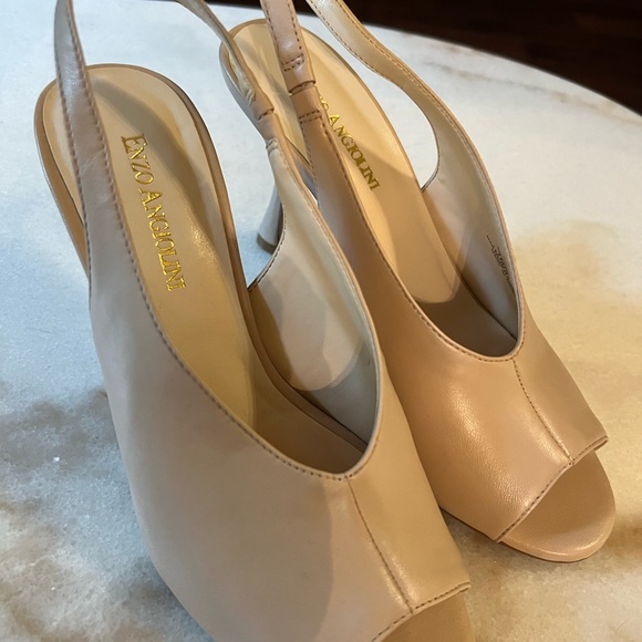 Brand New Enzo Angiolini Cream Heel Peeptoe Pumps Size 7 Sandals - Picture 7 of 11